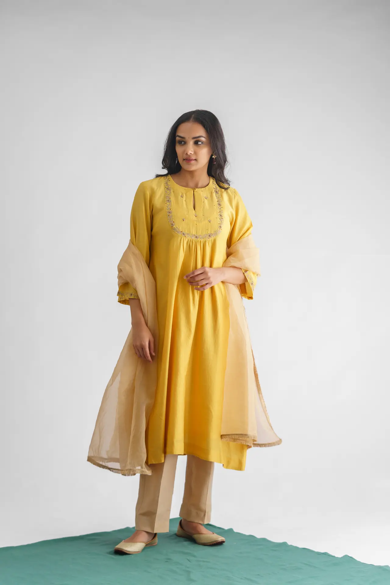 Utsav Kurta with Pant(Set of 2)