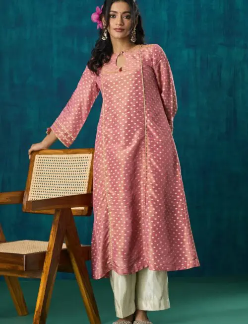 Amala Kurta