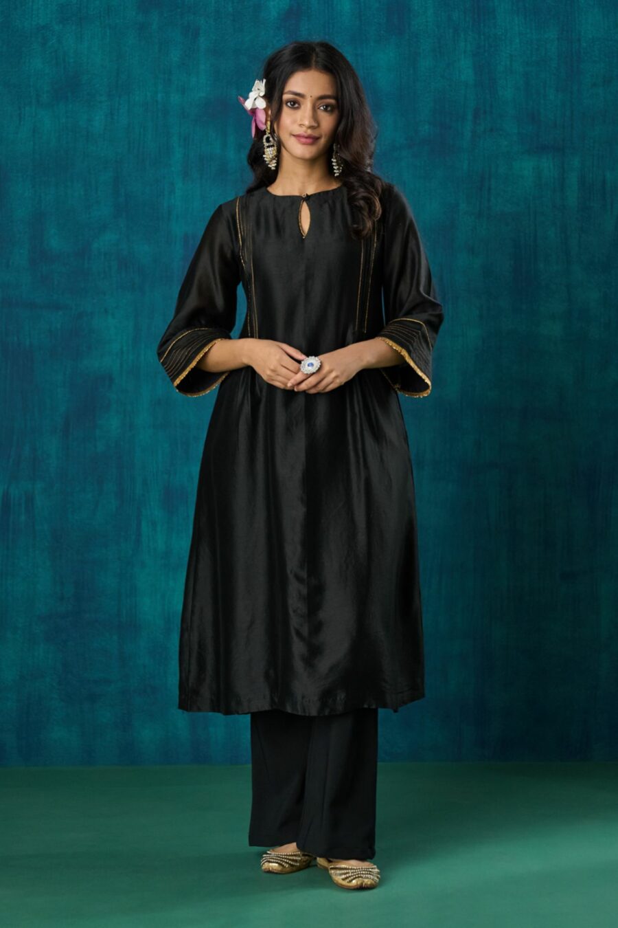 Krisha Kurta