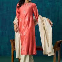 Urvi Kurta