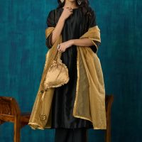 Krisha Kurta With Pants And Dupatta(Set of 3)