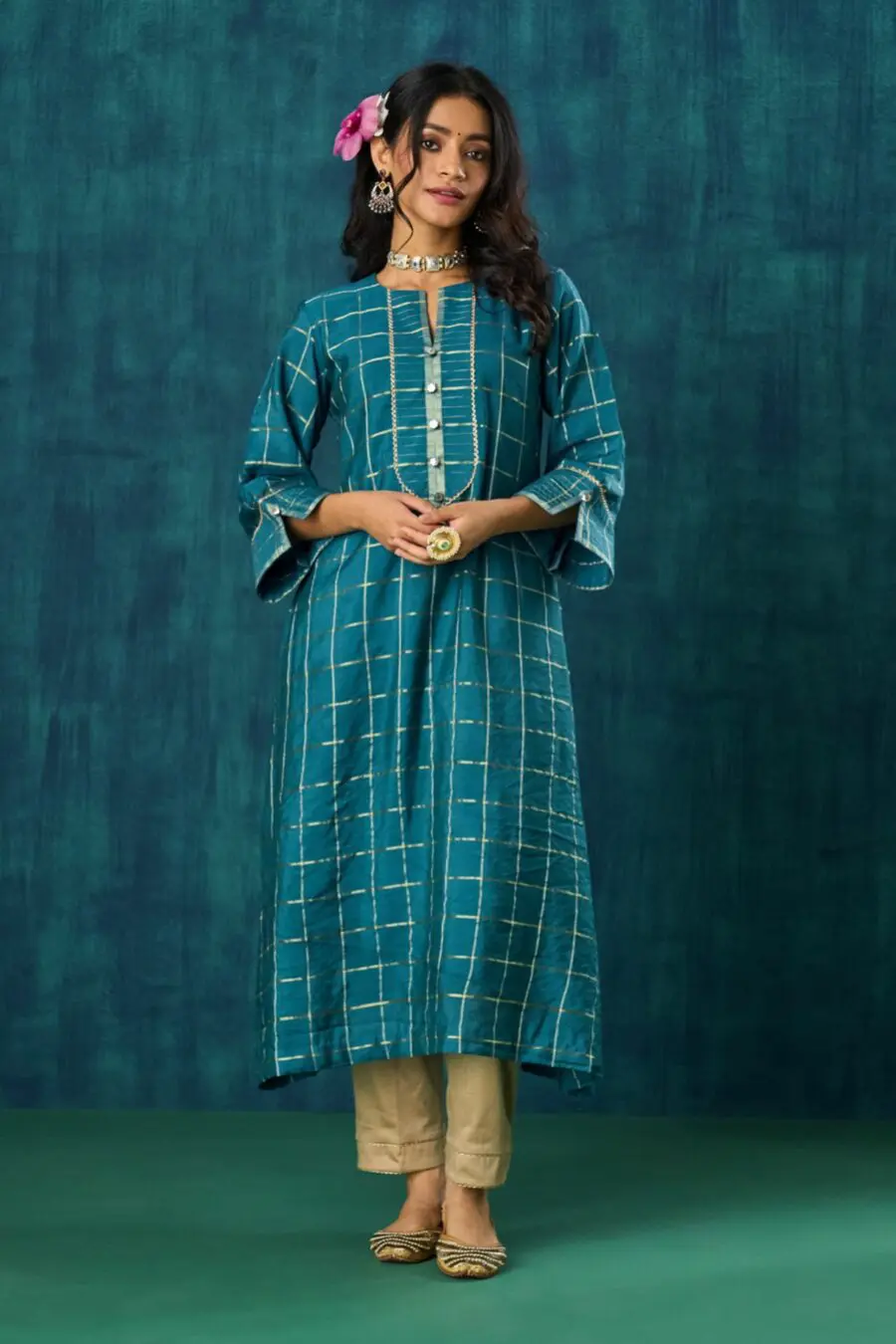 Janaki Kurta