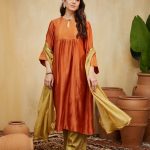 Orange Hand Embellished Chanderi Giana Kurta Set (Set Of 3)