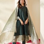Royal Green Hand Embellished Chanderi Nazneen Kurta Set (Set of 3)