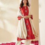 Red Embroidered Chanderi Dilruba Kurta Set (Set of 3)