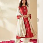 Red Embroidered Chanderi Dilruba Kurta Set (Set of 3)