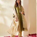 Olive Green Embroidered Chanderi Mehreen Kurta Set (Set of 3)