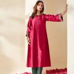 Magenta Floral Embroidered Chanderi Rashika Kurta