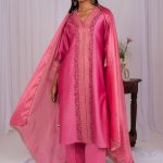 Pink Floral Embroidered Chanderi Kurta With Tissue Panelling Kurta Set (Set of 3)